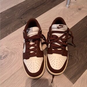 Nike Chocolate Brown and Cream Sneakers